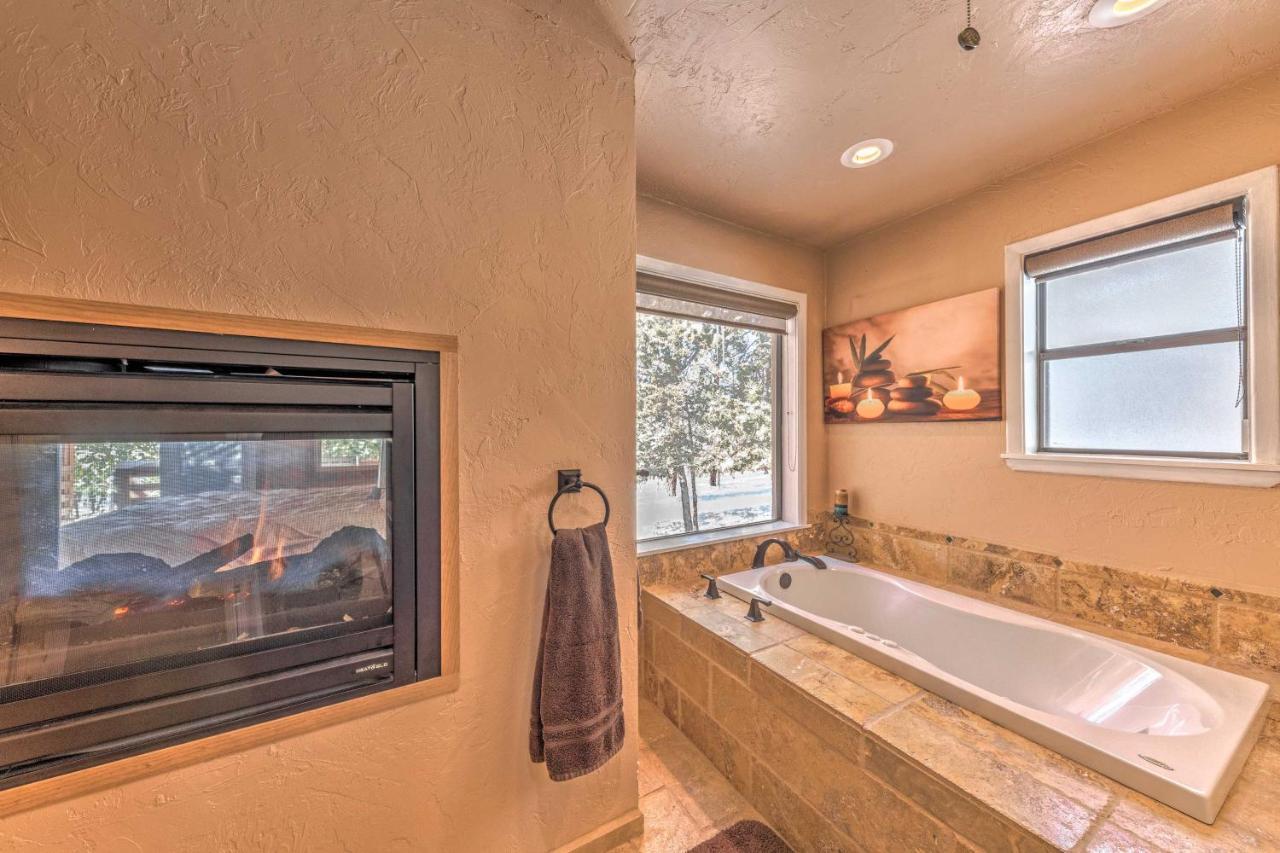 Spacious Ruidoso Home With Hot Tub And Fireplaces Exteriör bild