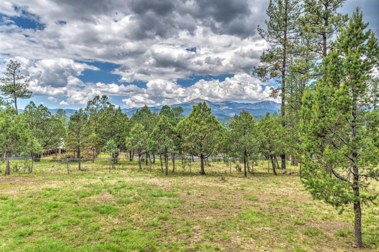 Spacious Ruidoso Home With Hot Tub And Fireplaces Exteriör bild